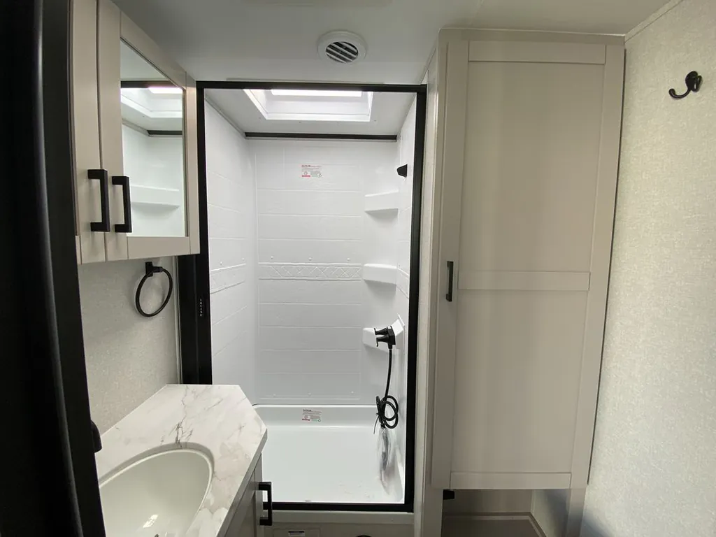 2026 Jayco Jay Feather 29QBH, Photos photo 25