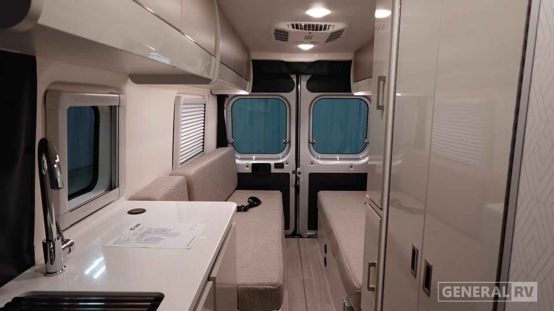 2027 Thor Motor Coach Sequence 20U - Photo 3