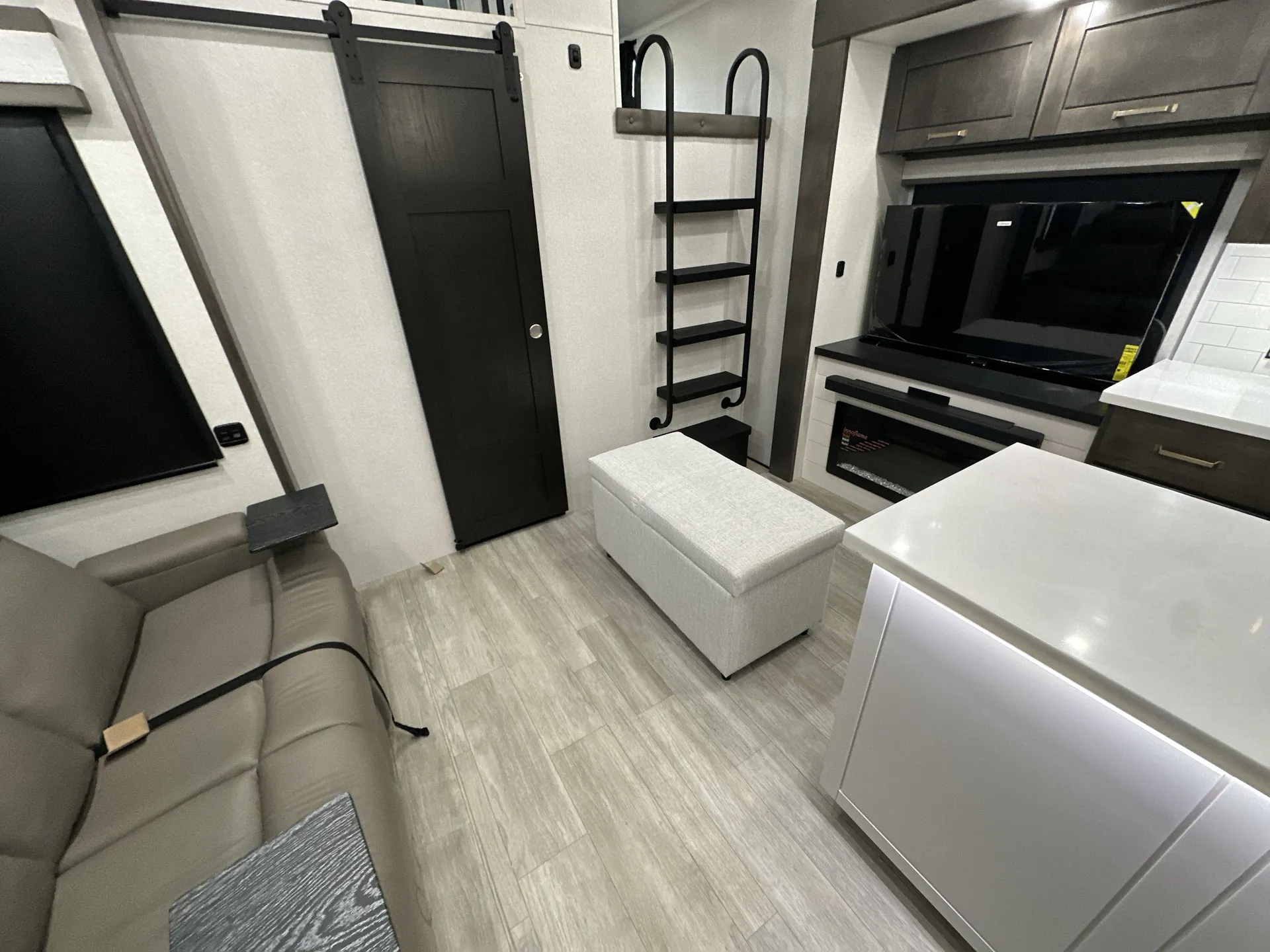 2026 Heartland Bighorn 40DB — living area main
