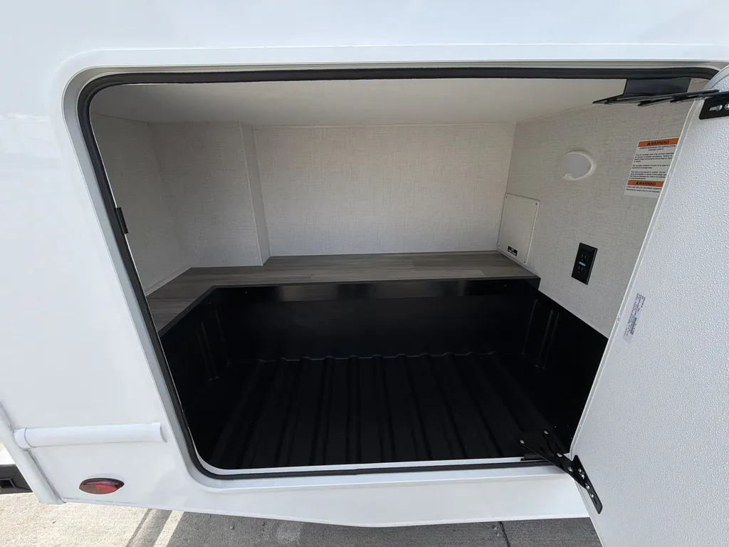 2027 Thor Motor Coach Freedom Elite 31FE, Photos photo 26