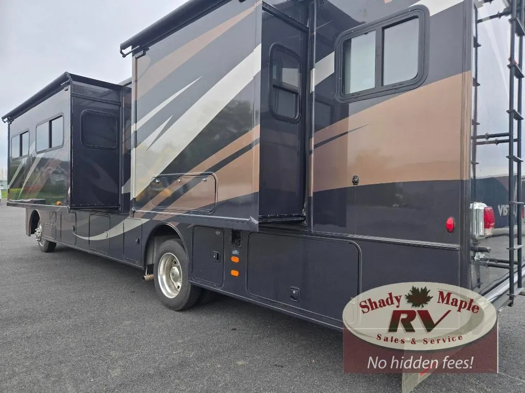 2013 Winnebago Vista 35B - Photo 4