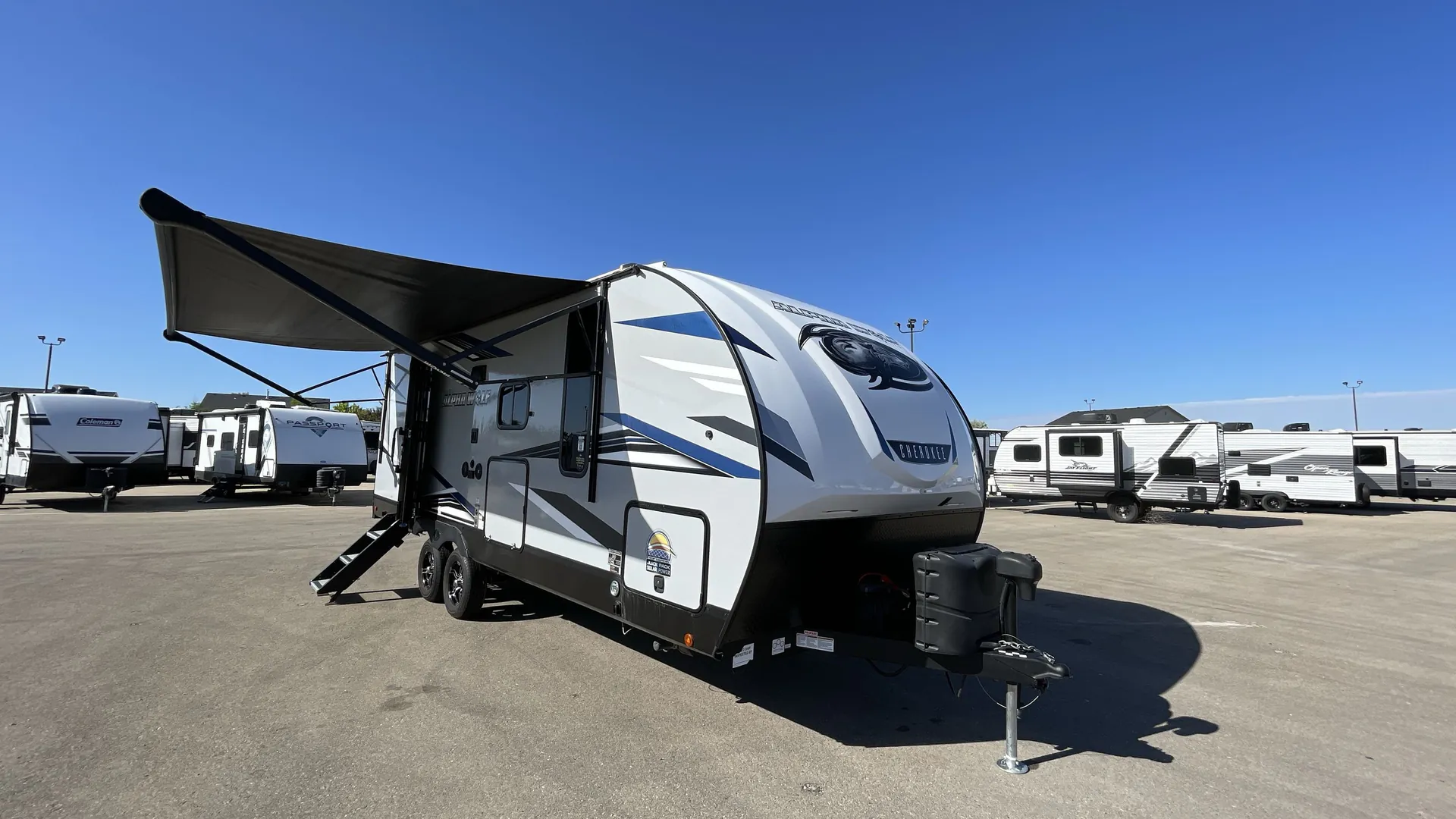 2022 Forest River Cherokee Alpha Wolf 22SW-L - Photo 2