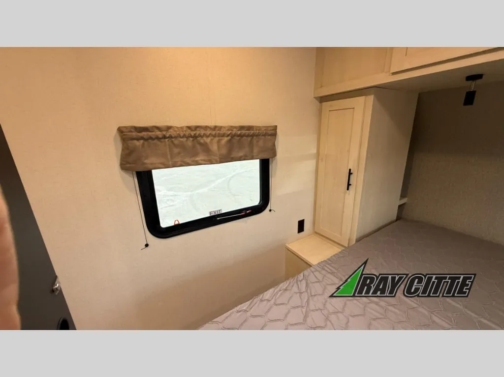 2027 Shasta RVs i-5 Edition 527BHS, Photos photo 35