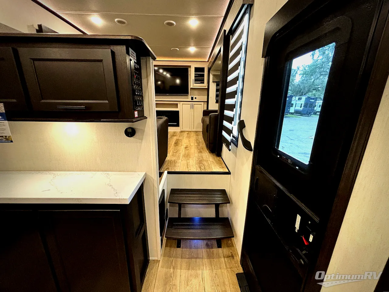 2026 Forest River Sabre 37FLH — Photo 7