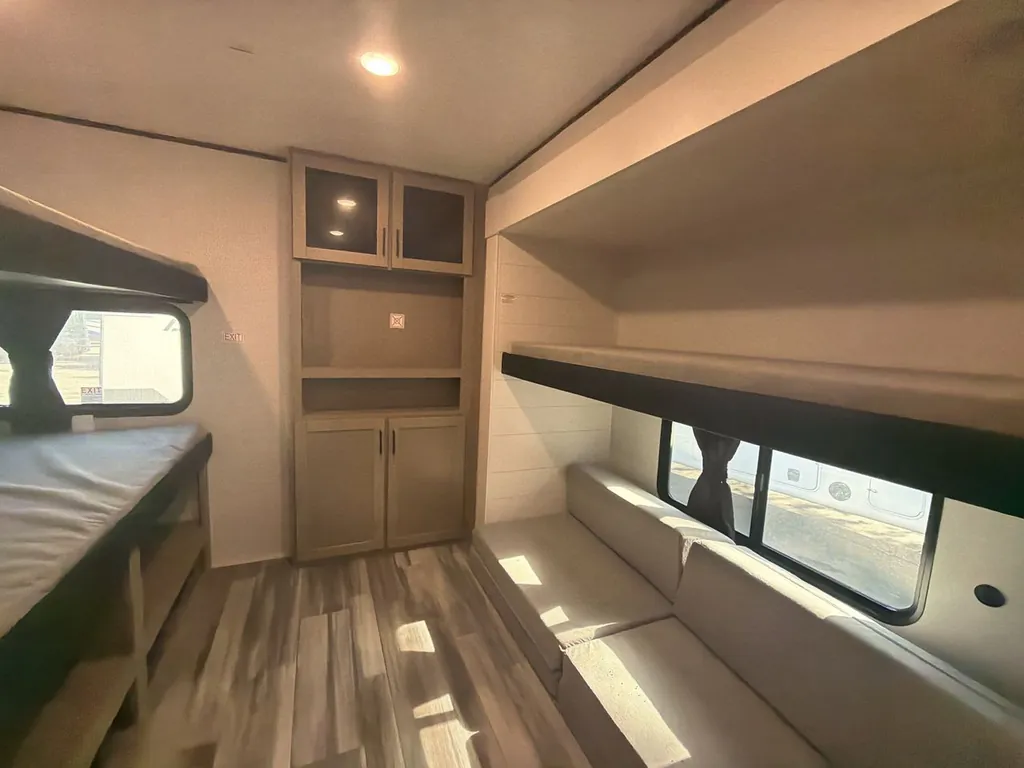 2026 Jayco Jay Flight SLX 321BDS, Photos photo 25