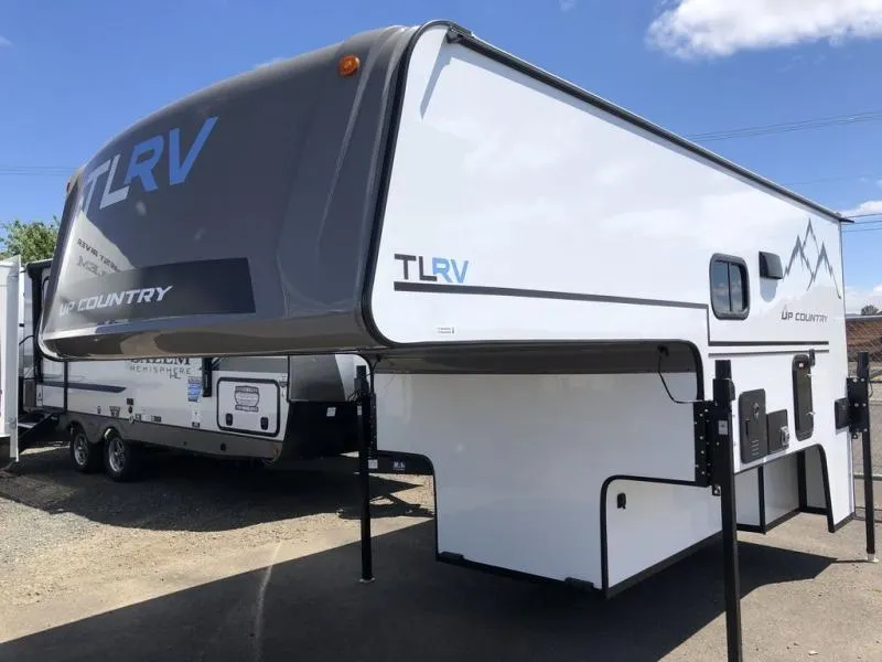 2025 Travel Lite Up Country 850U - Photo 2