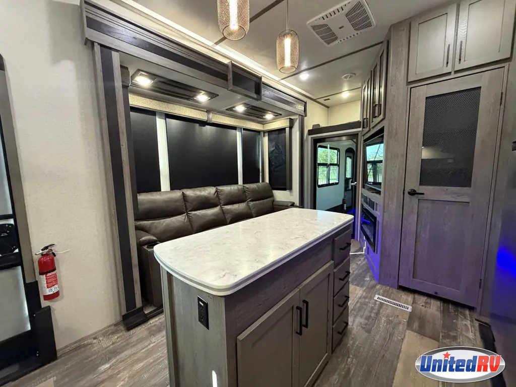 2020 Keystone Raptor 415, Photos photo 23