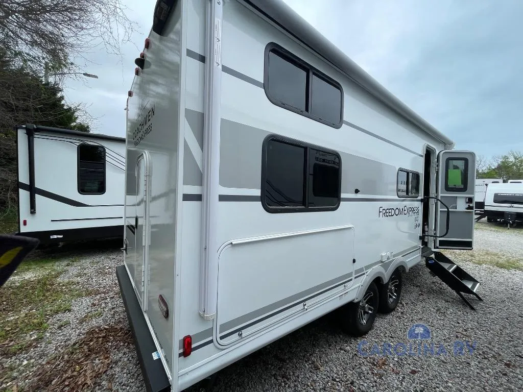 2026 Coachmen Freedom Express Select 21SE - Photo 3