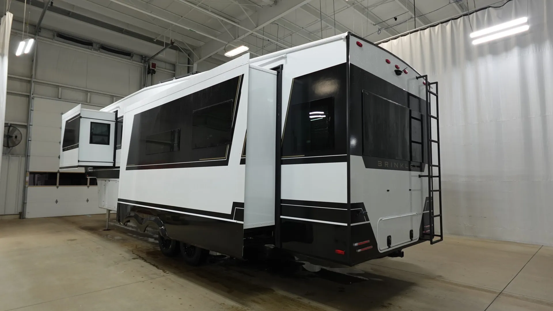 2026 Brinkley Model Z 3100 - Photo 4