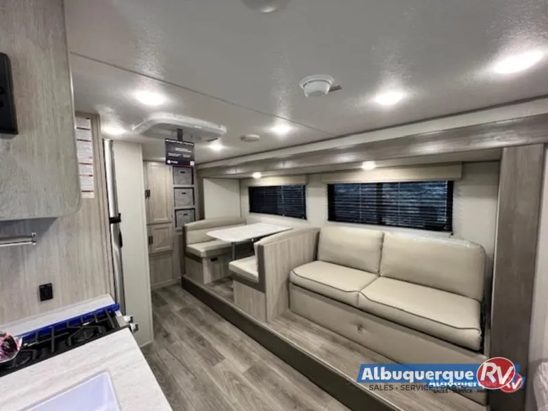 2025 Coachmen RV Catalina Summit Series 7 184MKS - Photo 3