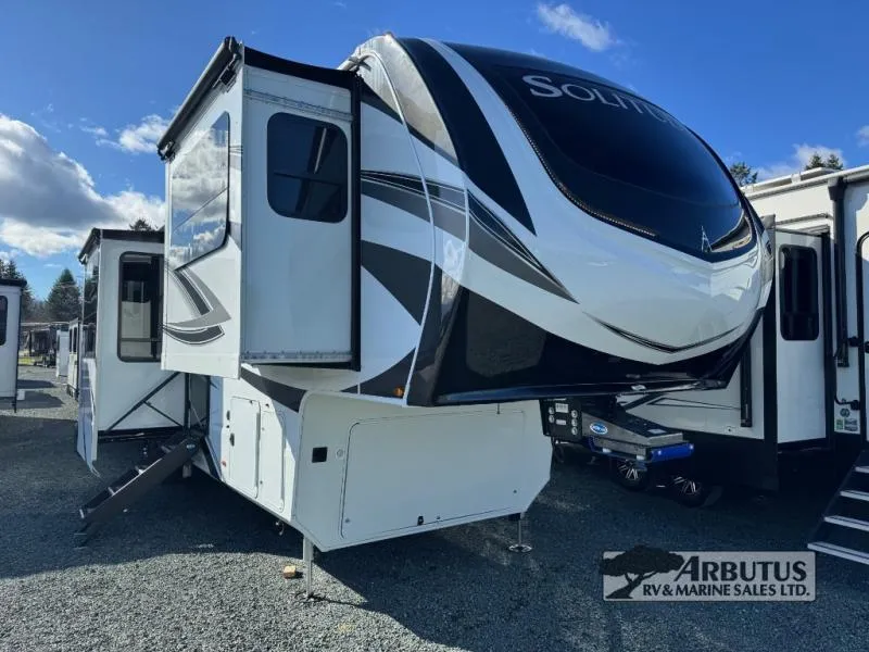 2025 Grand Design Solitude 380FL - Photo 2