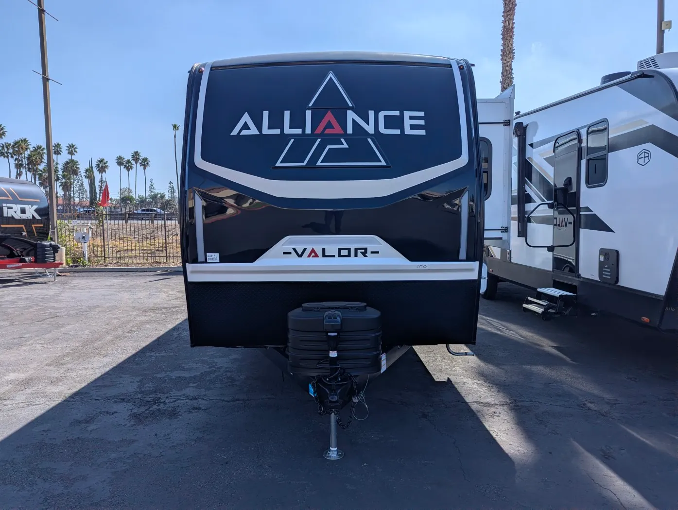 2026 Alliance RV Valor 27T14 - Photo 3