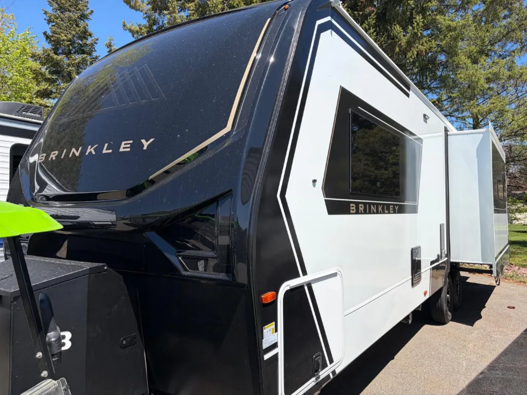 2026 Brinkley Model Z Air 297, Photos photo 7