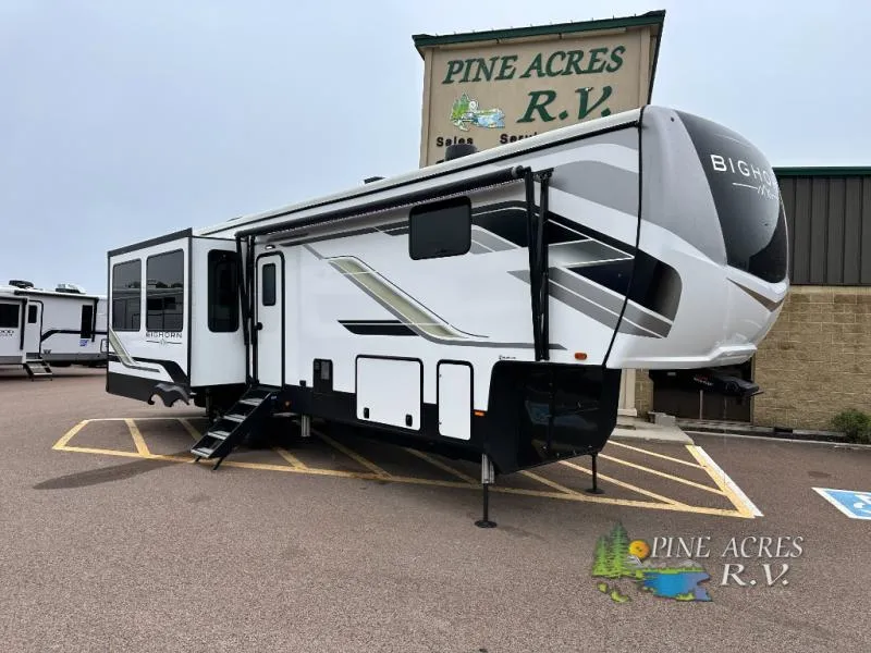 2024 Heartland Bighorn Fifth Wheel 3700RL - Photo 4