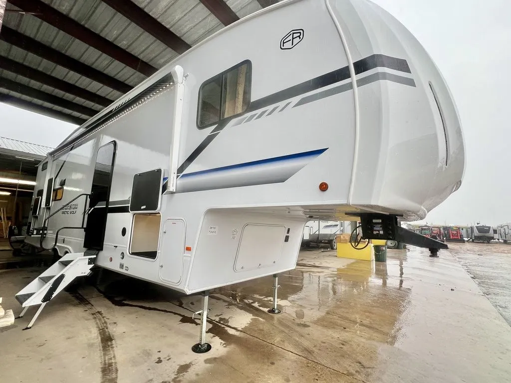 2026 Forest River Cherokee Arctic Wolf 287BH - Photo 2