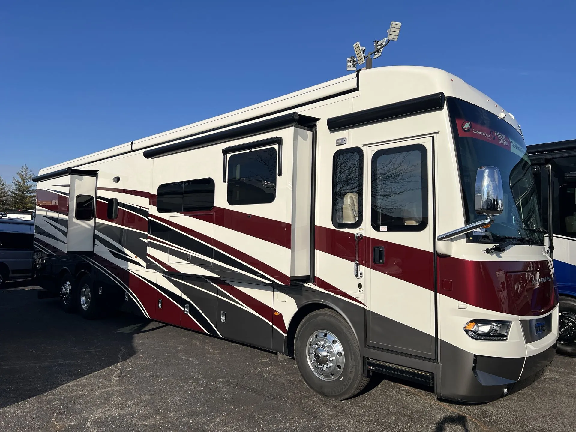 2026 Newmar Ventana 4340 - Photo 2
