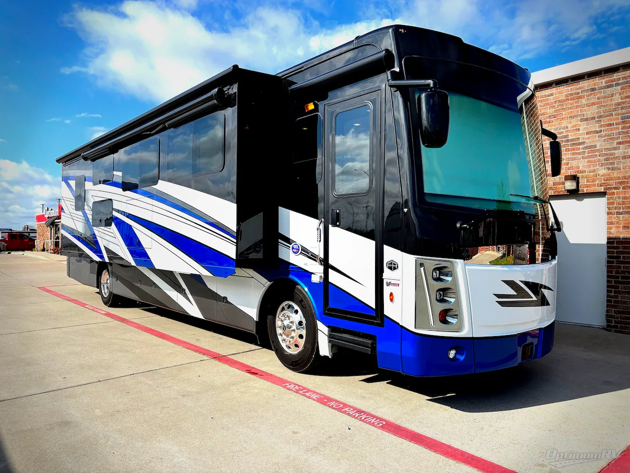 2025 Forest River Berkshire XL 40E - Photo 2