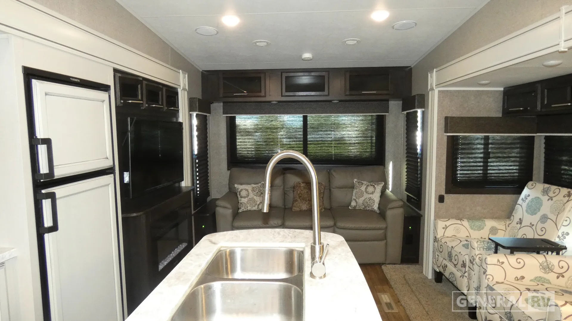 2020 Jayco Eagle HT 28.5RSTS - Photo 3