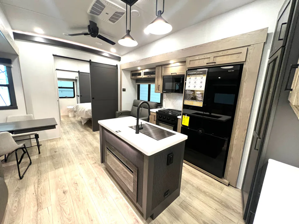 2026 Forest River Rockwood Signature 403SDB, Photos photo 12
