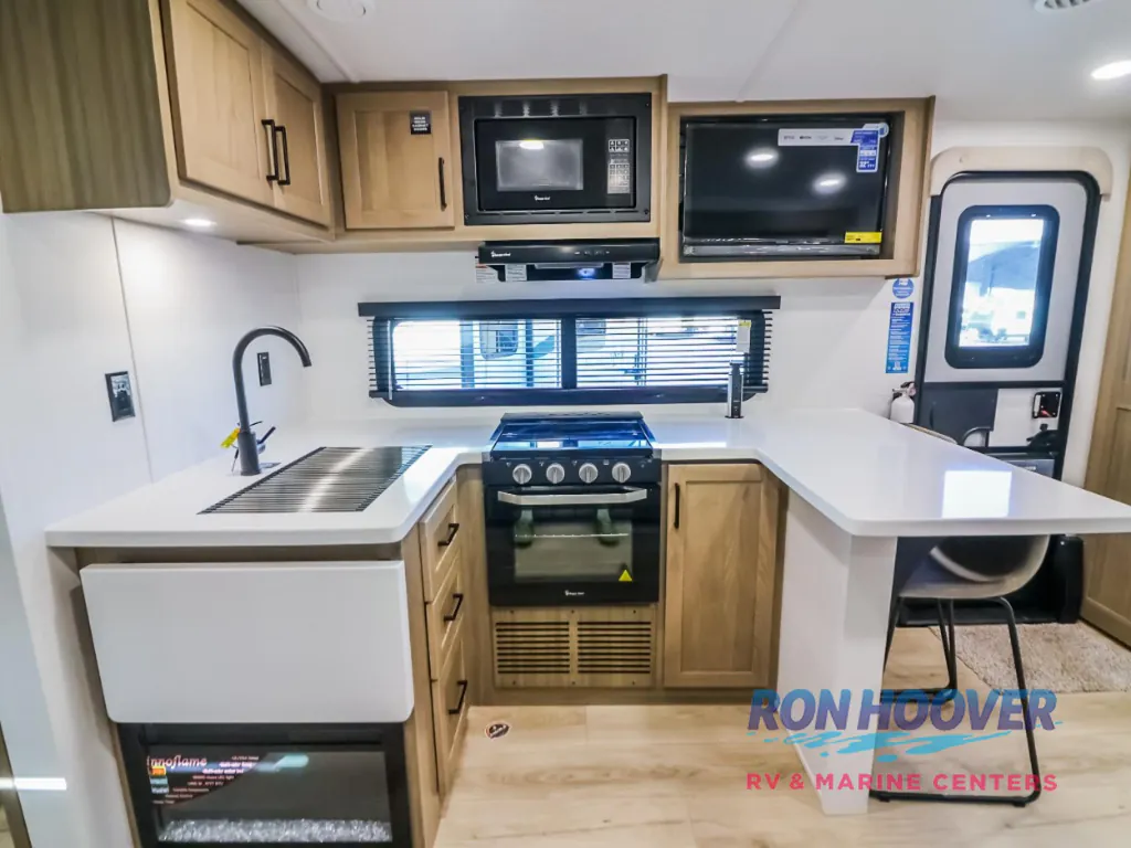 2027 Forest River Flagstaff Micro Lite 25SRB, Photos photo 18