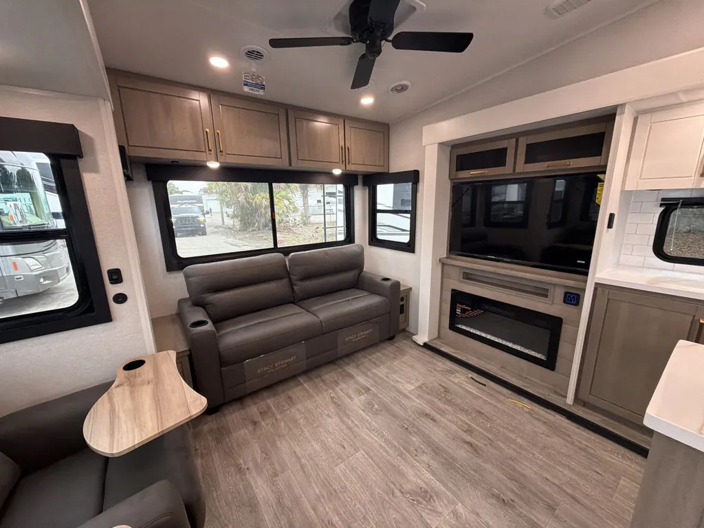 2026 Jayco Eagle 321RSTS, Photos photo 25