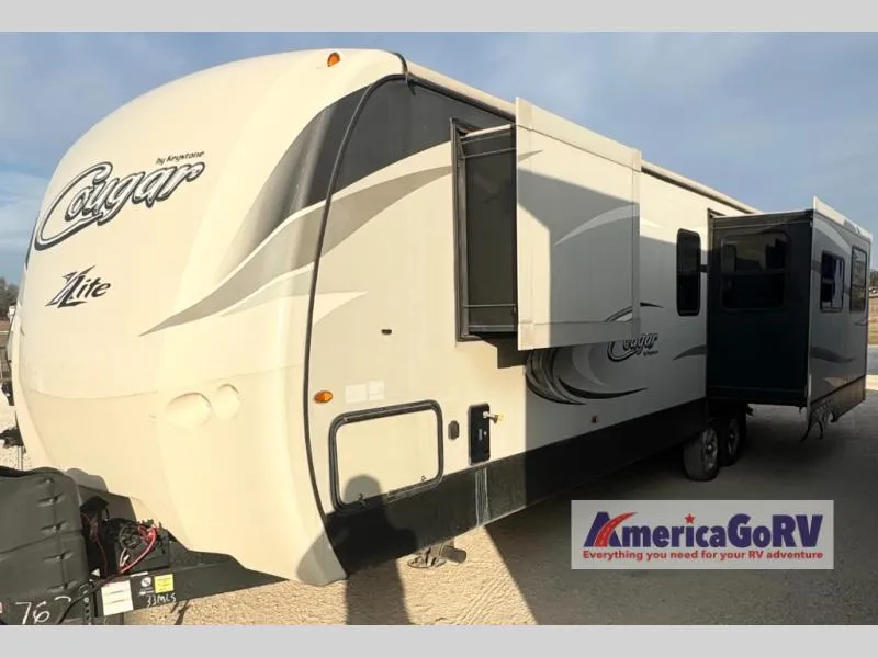 2017 Keystone Cougar X-Lite 33MLS - Photo 3