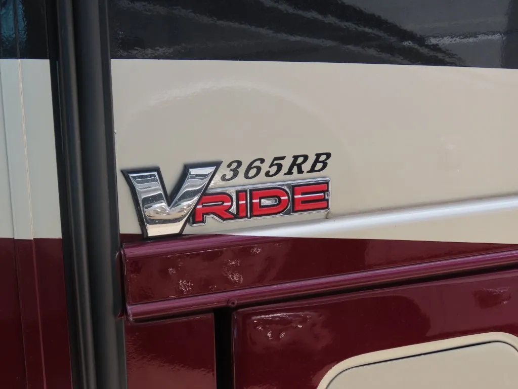 2022 Coachmen Sportscoach 365RB dealer photo 7 from DeMontrond RV