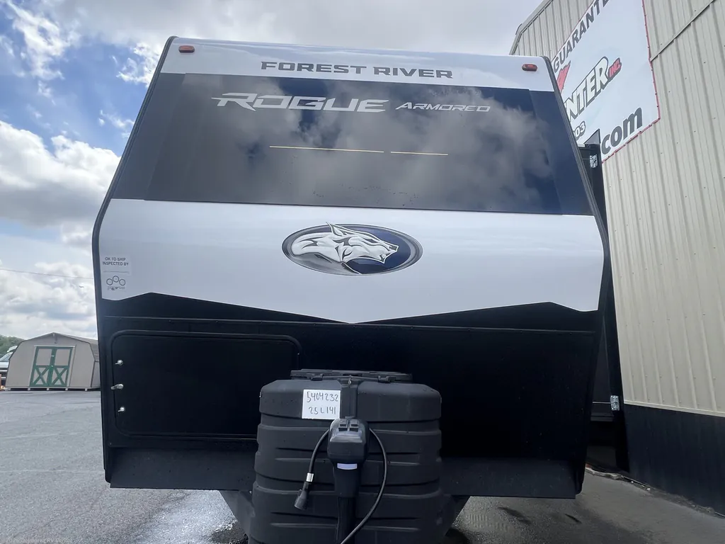 2026 Forest River Vengeance Rogue Armored 25L141, Photos photo 5