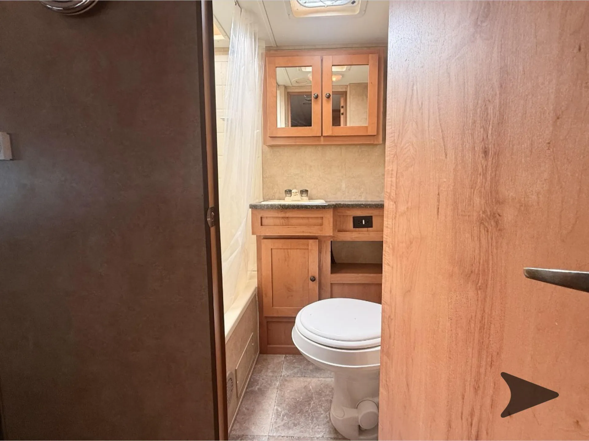 2013 Cruiser RV Shadow Cruiser 280QBS - Photo 4