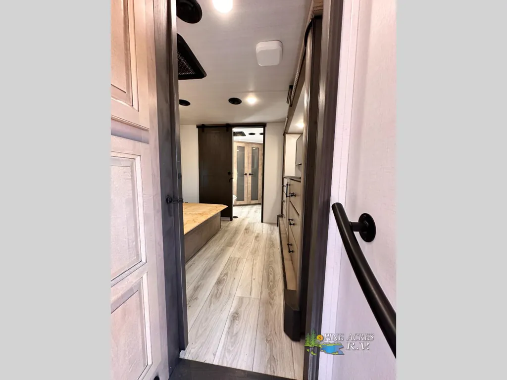 2024 Keystone Montana 3901RK, Photos photo 32