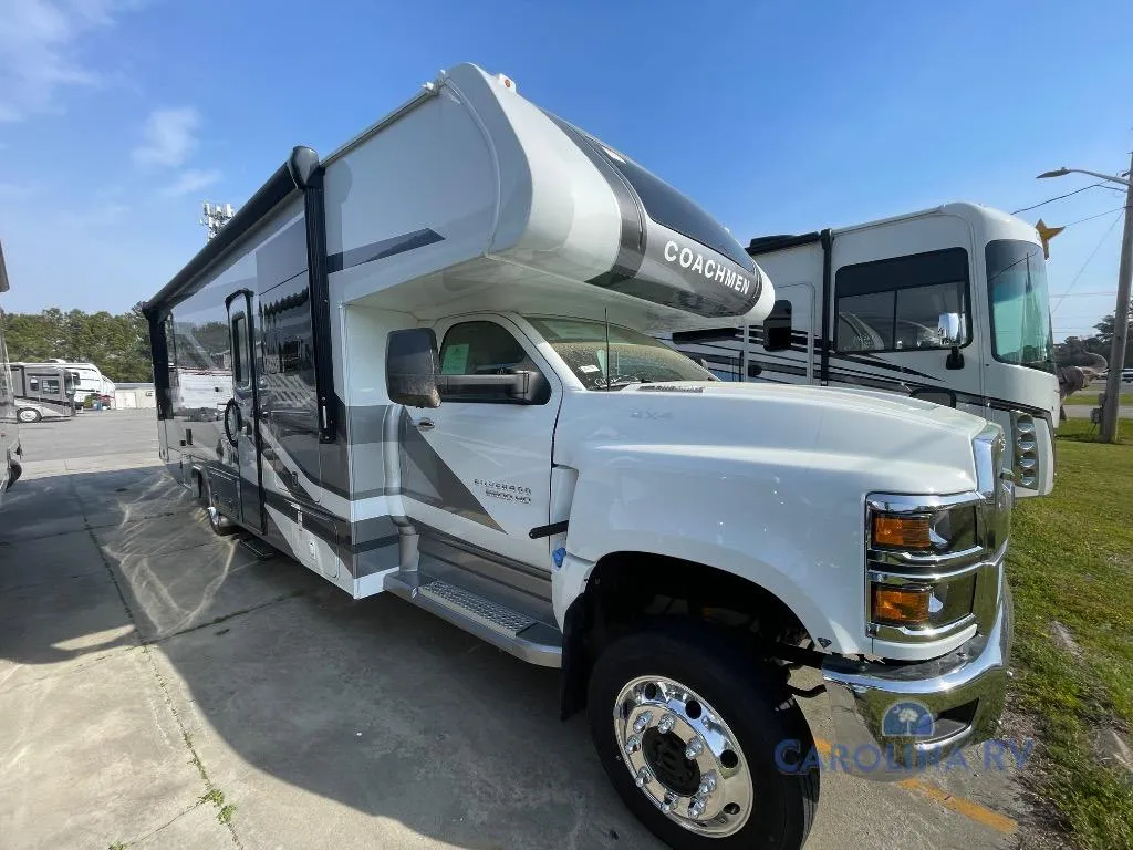 2026 Coachmen Entourage 320LV - Photo 2