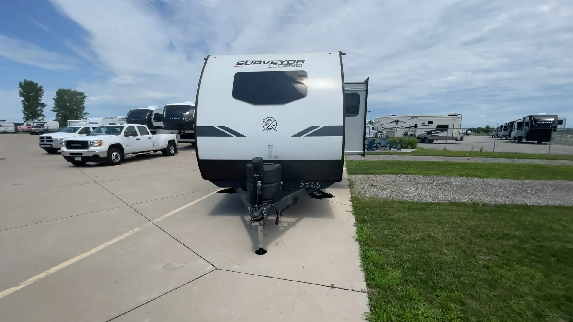 2022 Forest River Surveyor Legend 19RBLE - Photo 4