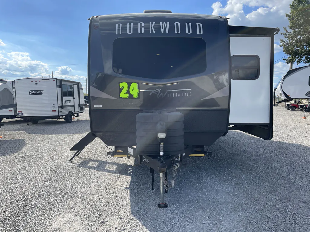 2024 Forest River Rockwood Ultra Lite 2911BS, Photos photo 4