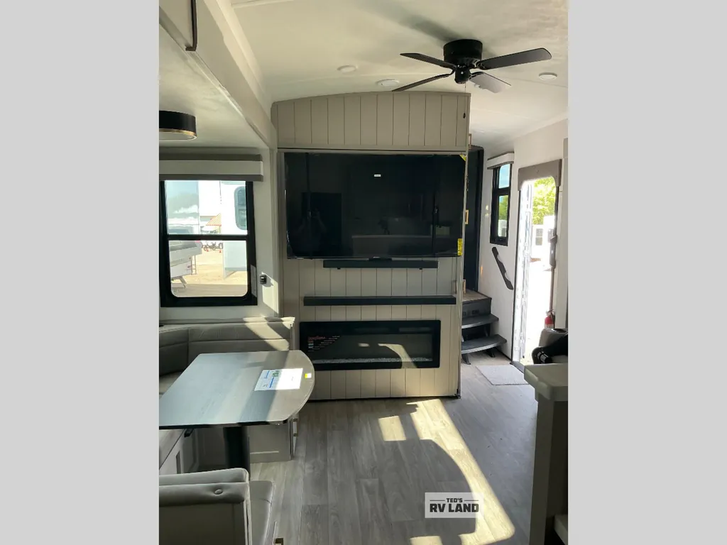 2027 Jayco North Point 391TBBH, Photos photo 22