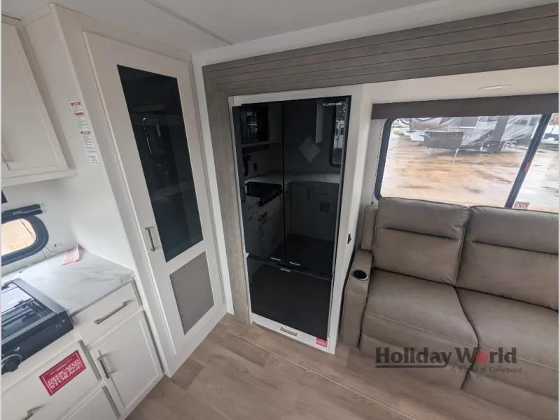 2027 Grand Design Transcend 315RKT - Photo 4