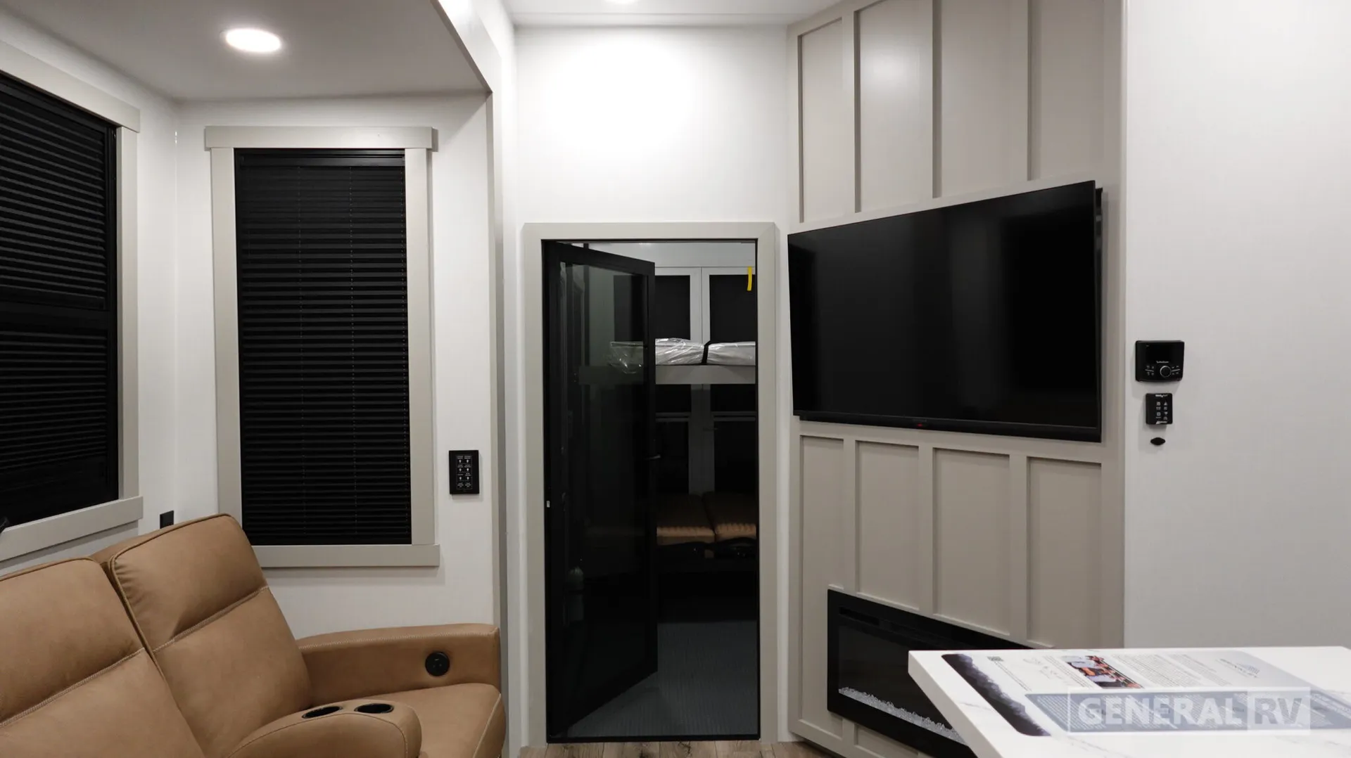 2026 Brinkley Model G 3500 - Photo 3