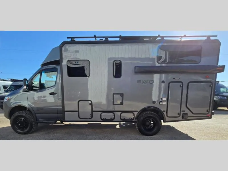 2027 Winnebago EKKO 23B - Photo 3