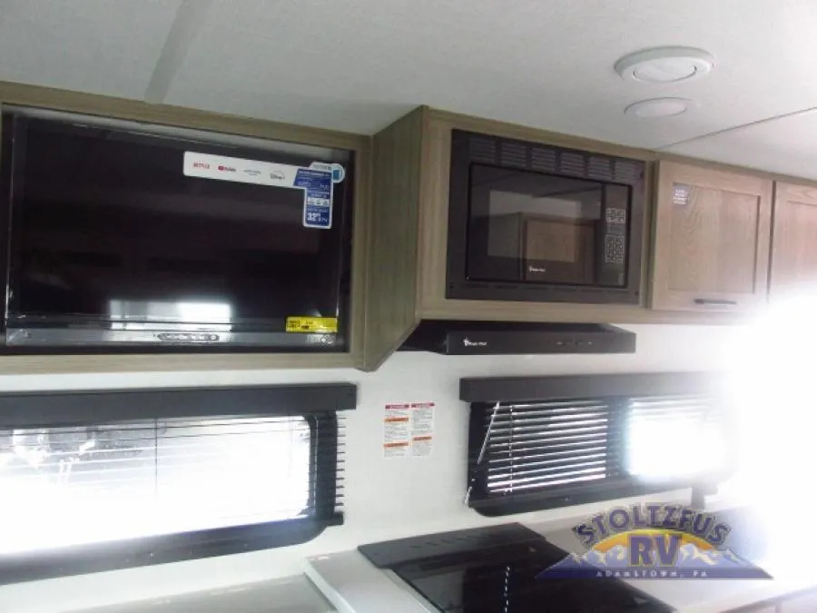 2027 Forest River Flagstaff Micro Lite 22FBS - Photo 4