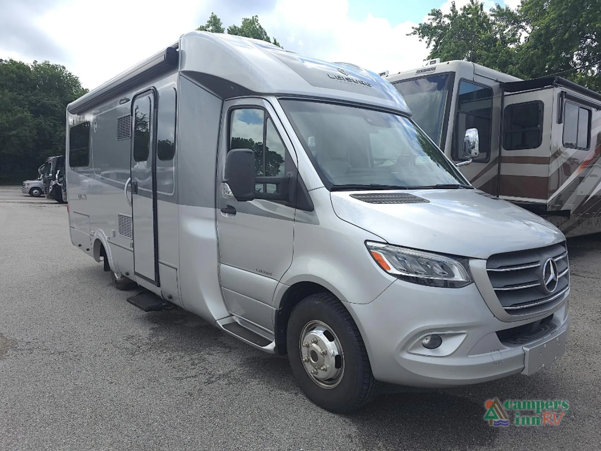 2020 Leisure Travel Unity U24RL - Photo 2