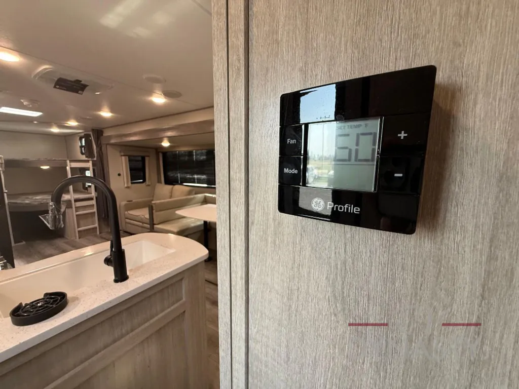 2026 Coachmen Catalina Legacy Edition 273DBHCK, Photos photo 77