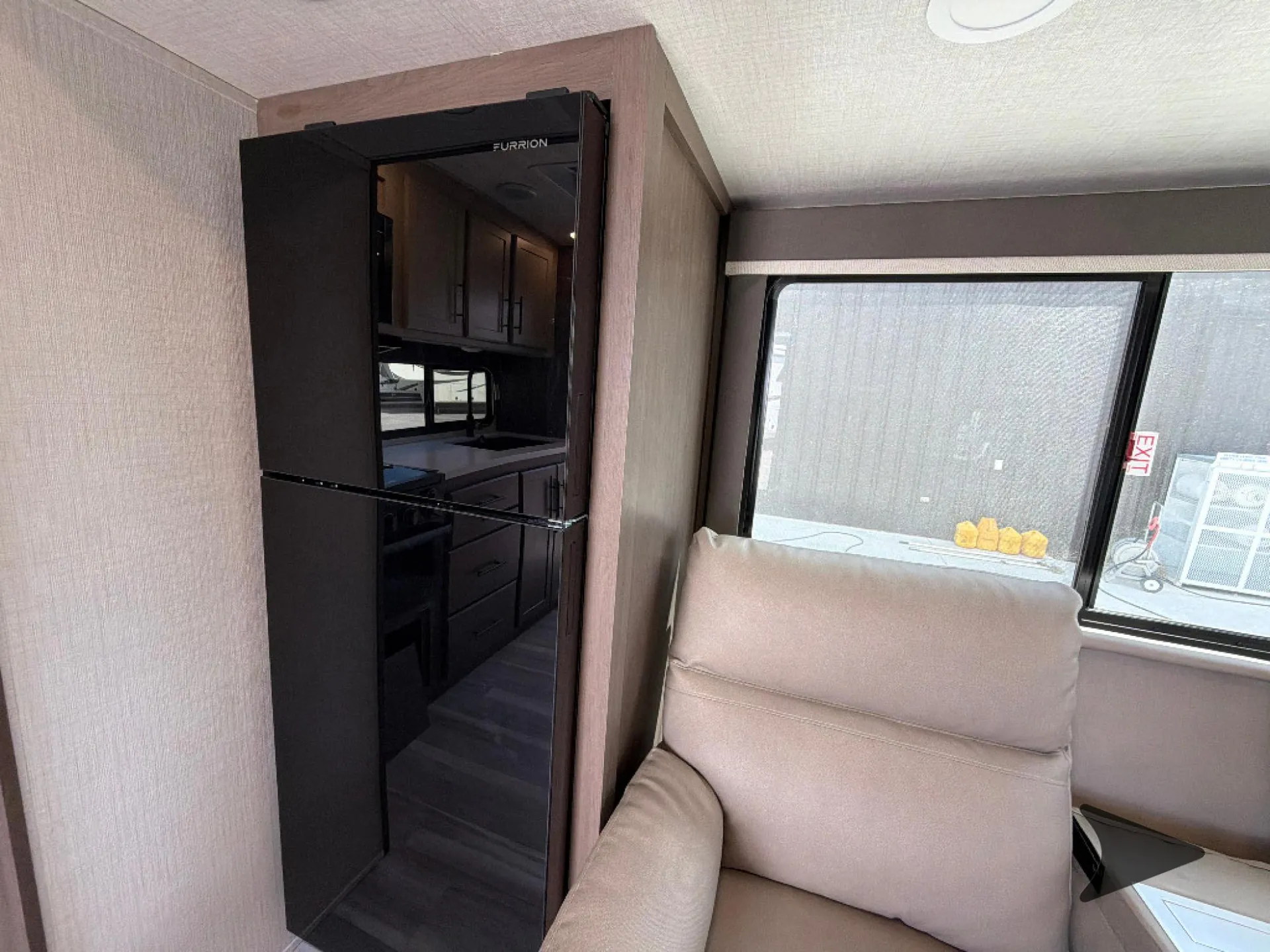 2026 Keystone Cougar Western Elevation 22RKWE dealer photo 4 from Bish's RV