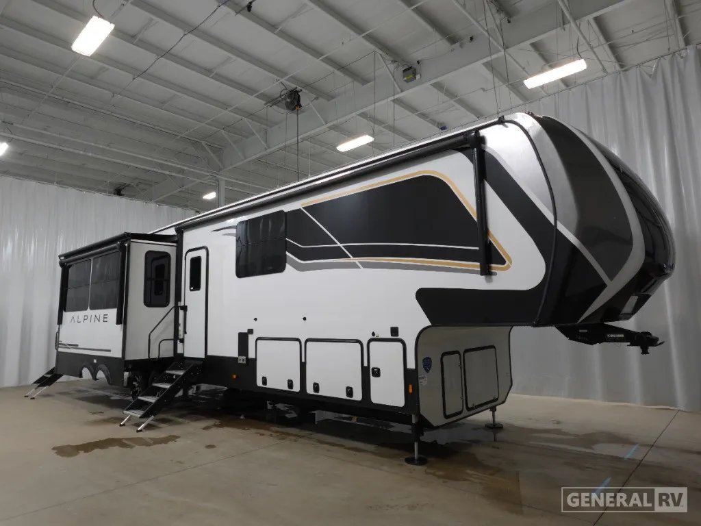 2025 Keystone Alpine 3910RK - Photo 2