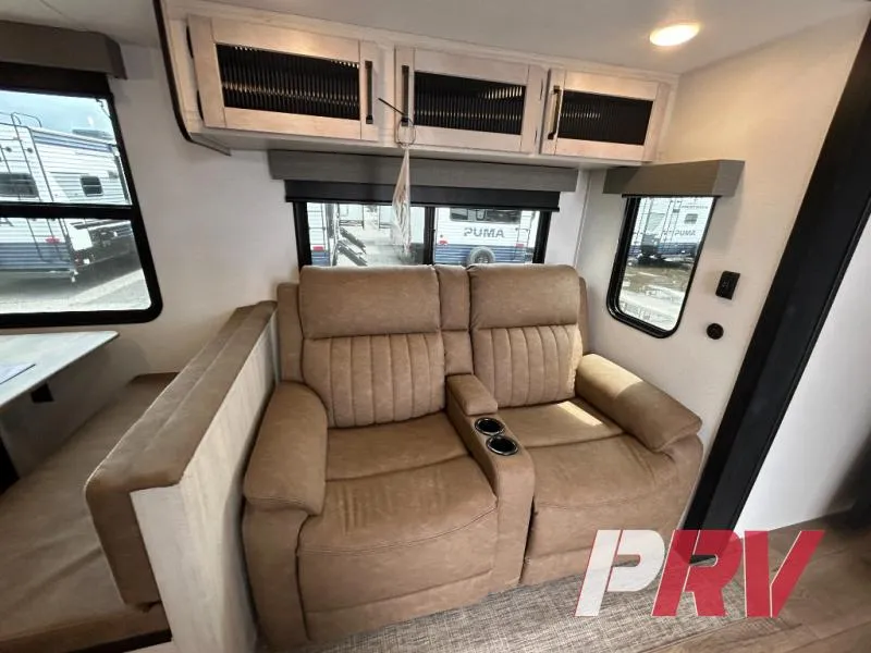 2027 Palomino Puma 32RBFQ - Photo 3