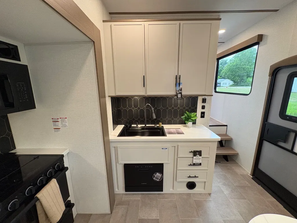 2027 Forest River Impression 36BR3, Photos photo 11