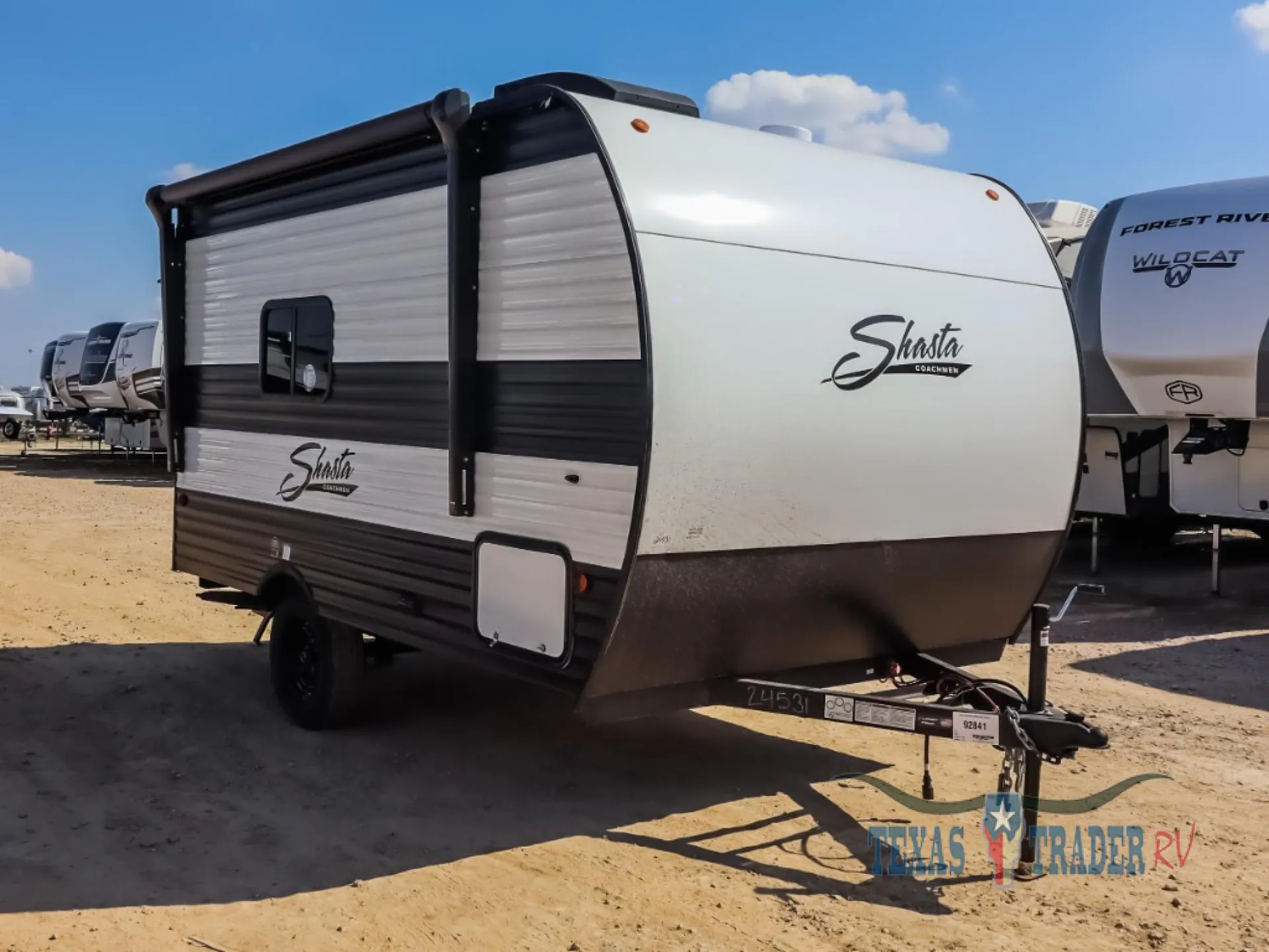 2026 Shasta RVs Compact 17DB - Photo 2