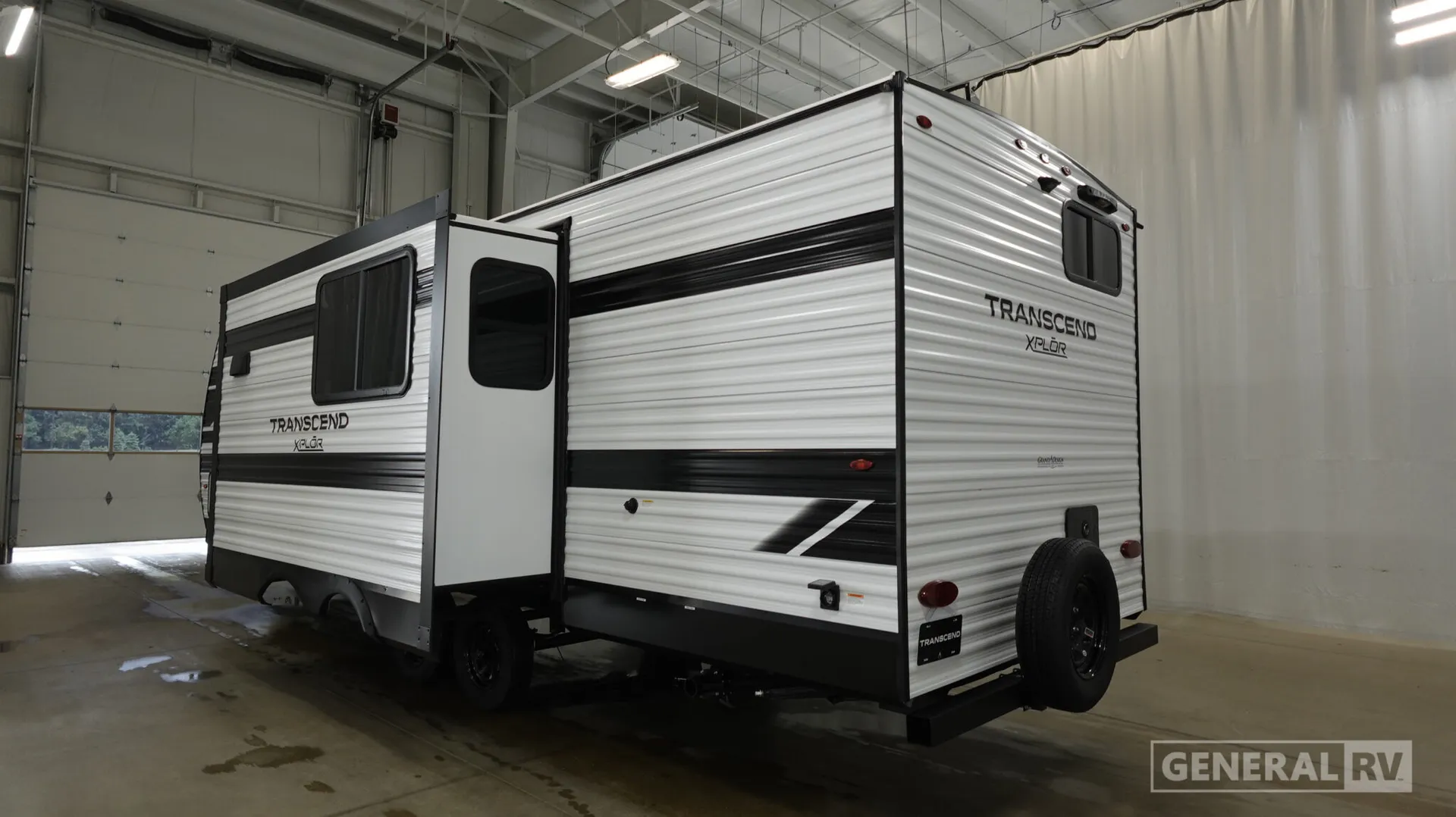 2027 Grand Design Transcend Xplor 26BHX - Photo 4