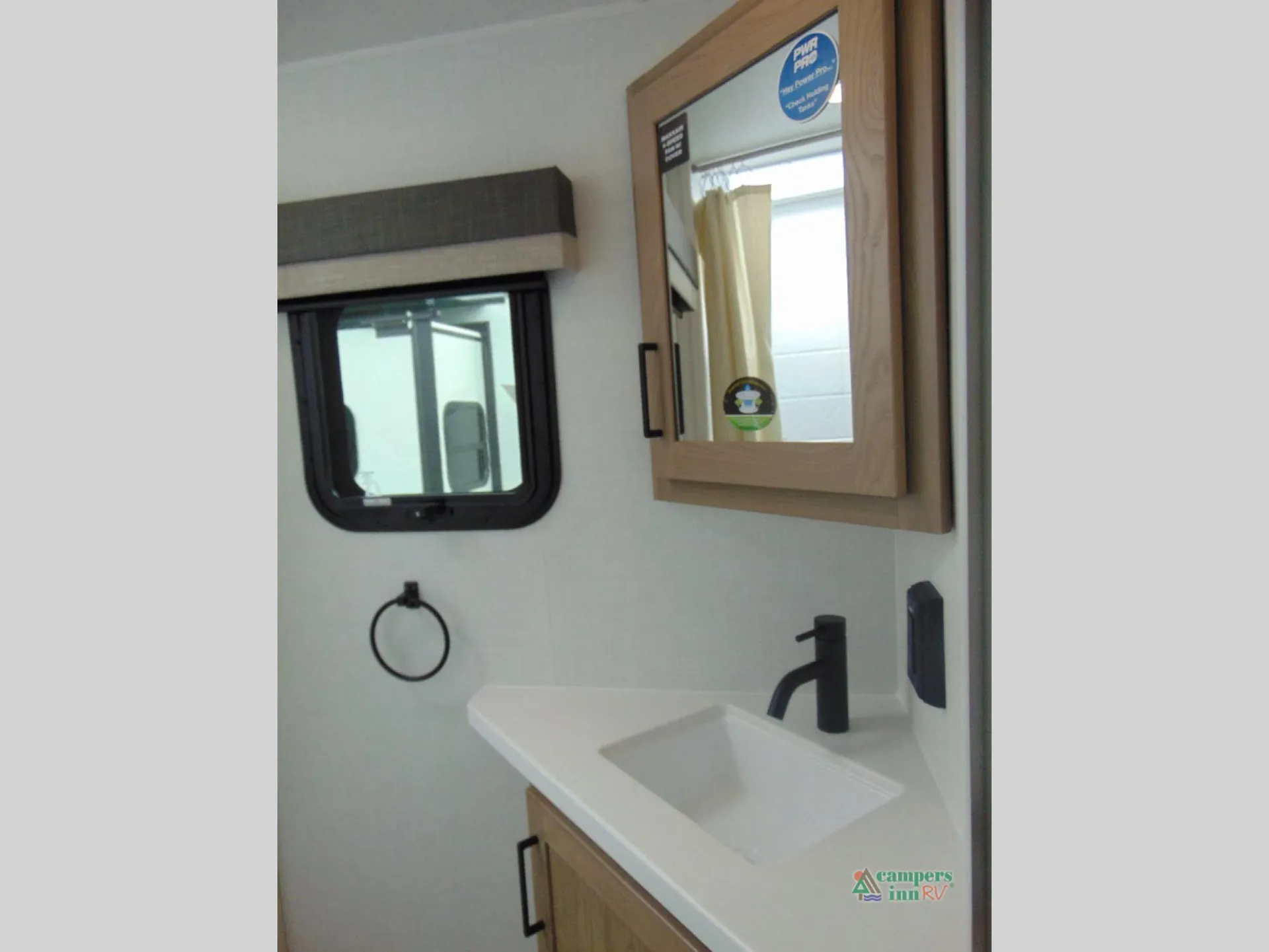2027 Forest River Rockwood Mini Lite 2509S — Photo 5