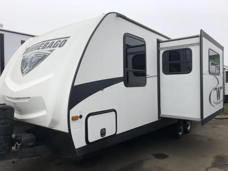 2019 Winnebago Industries Towables Minnie 2201DS - Photo 2