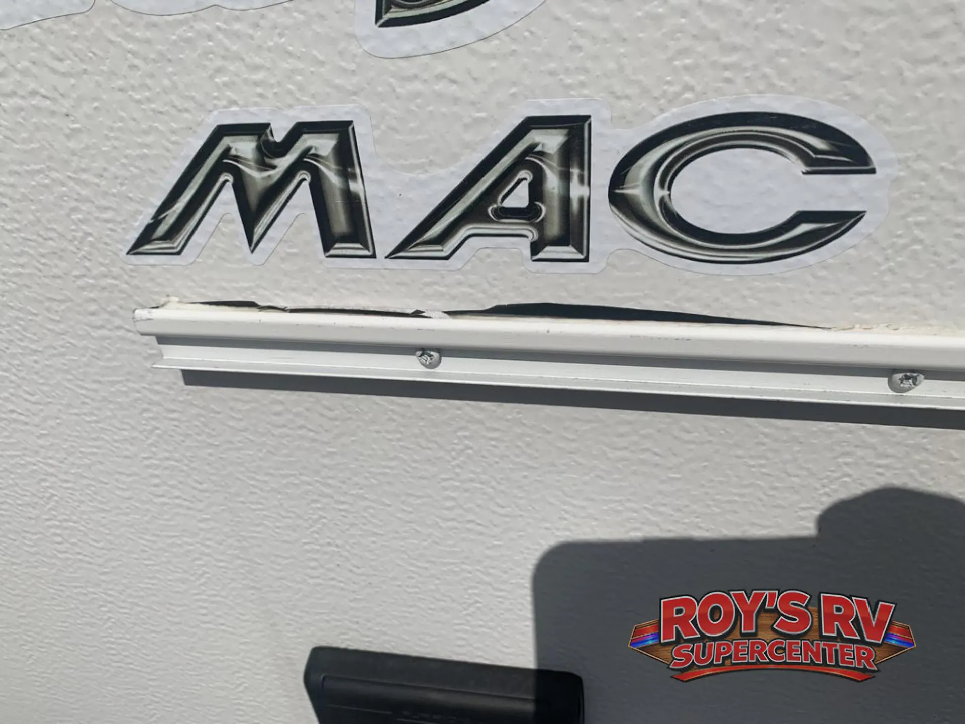 2016 Forest River RV Flagstaff MACLTD Series 228 - Photo 3