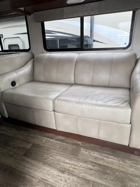 2018 Forest River FR3 30DS, Photos photo 3